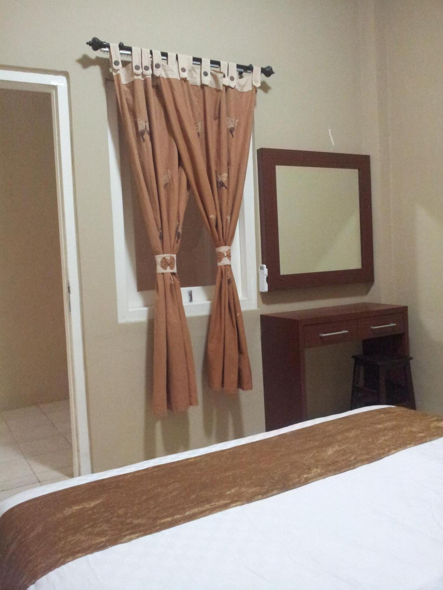 Safa Homestay Yogyakarta Habitación foto
